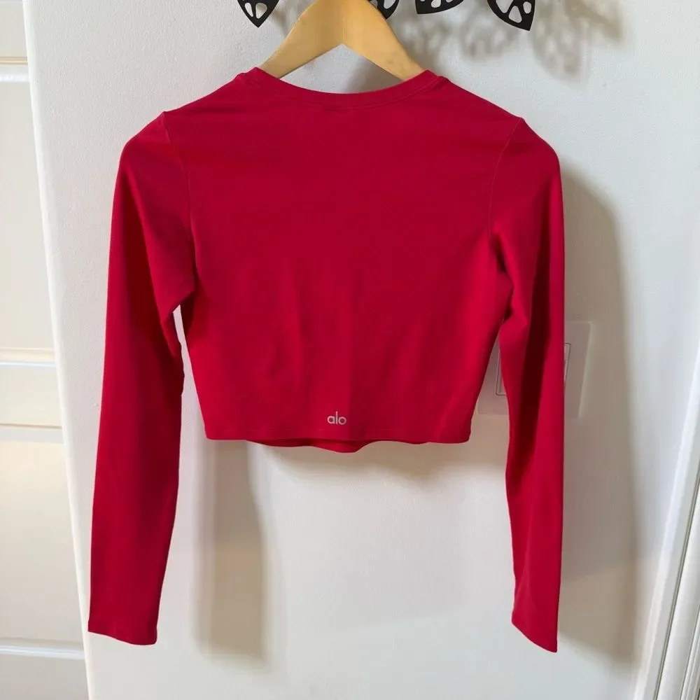 ALO Yoga Alosoft Crop Finesse Long SleeveTee in Bold Red XS NWOT